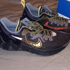 Nike Giannis Immortality